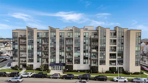 91-16 Shore Front Pkwy #4D, Far Rockaway, NY 11693