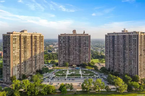 26910 Grand Cental Pkwy #12G, New York, NY 11005