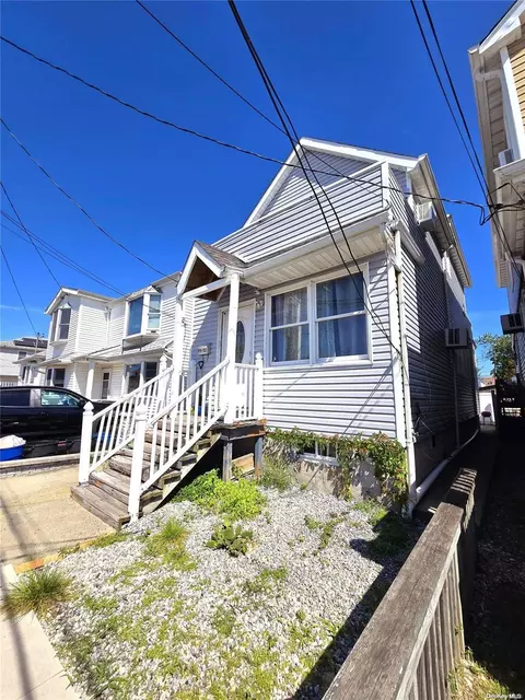 99-57 164th Ave, New York, NY 11414