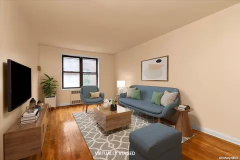 34-30 78th St #3B, Jackson Heights, NY 11372