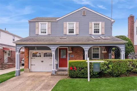 179 Cypress St, Floral Park, NY 11001