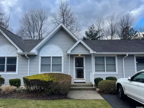 20 Windsor Cir #20, Clarkstown, NY 10956