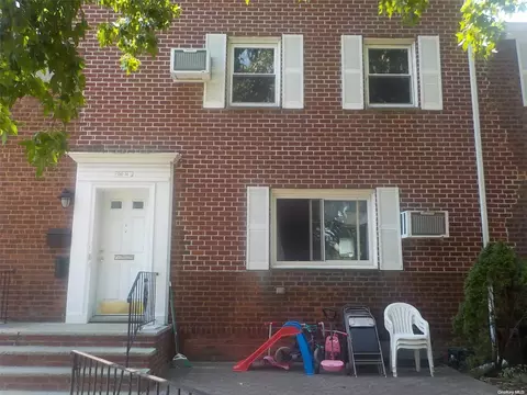 247-38 77th Cres #A-1, New York, NY 11426