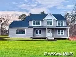 28 N Petty Ln # B, Medford, NY 11763