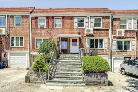 70-24 175th St, New York, NY 11365