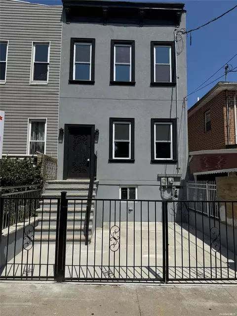 381 Jerome St, Brooklyn, NY 11207