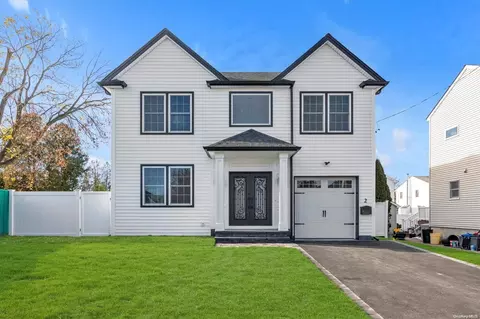 2 23rd St, Jericho, NY 11753