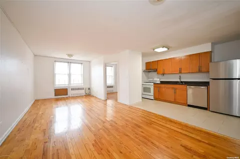 144-24 37 Ave #7K, New York, NY 11354