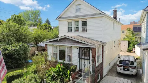 1903 Lacombe Ave, New York, NY 10473
