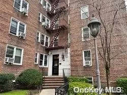 88-09 35th Ave #5R, Jackson Heights, NY 11372