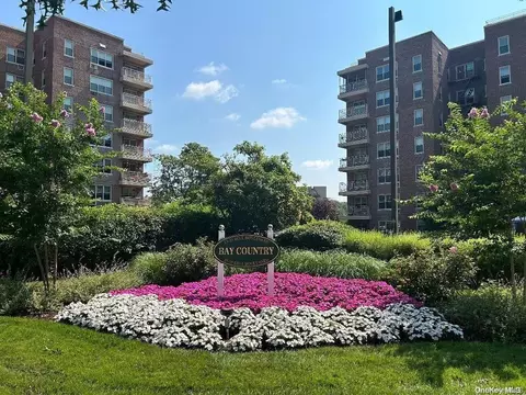 23-35 Bell Blvd #5D, Bayside, NY 11360