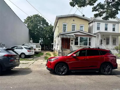111-23 42nd Ave, New York, NY 11368