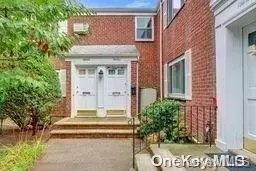 260-12 Langston Ave #E-2, New York, NY 11004
