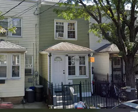 118-25 152nd St, Jamaica, NY 11434
