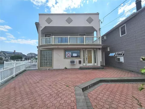 1130 Van Buren Pl, Baldwin, NY 11510