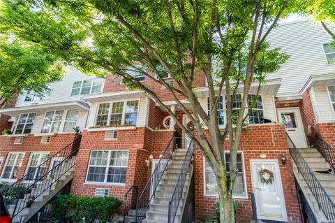 119 Sunset Blvd #10119, New York, NY 10473