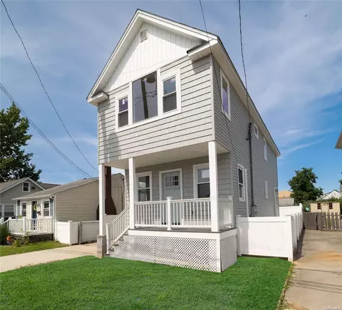 16 West Blvd, East Rockaway, NY 11518