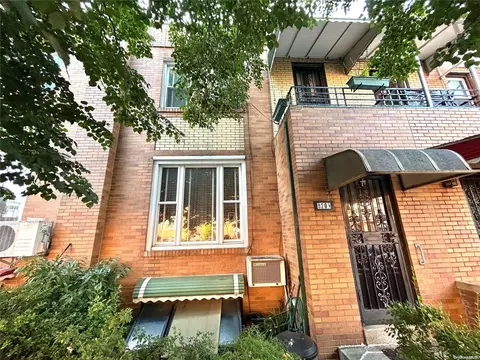 82-05 Ankener Ave, Elmhurst, NY 11373