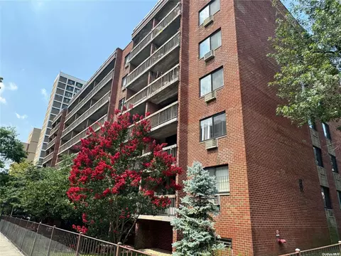 137-77 45 Ave #6H, New York, NY 11355