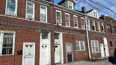 98-35 211th St, New York, NY 11429