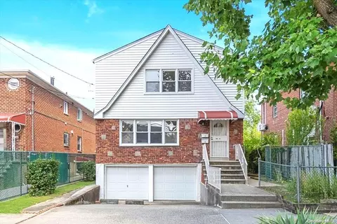 140-27 Quince Ave, New York, NY 11355