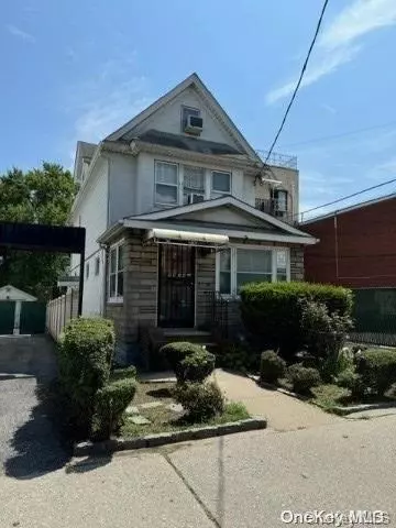 94-24 55 Ave, New York, NY 11373