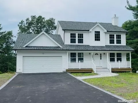 385 Decatur Ave, Shirley, NY 11967