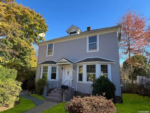 64 Franklin Ave, Glen Cove, NY 11542