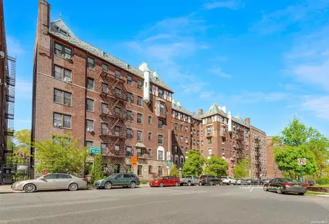 77-16 Austin St #2G, New York, NY 11375