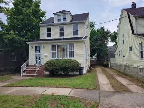 77-41 160th St, New York, NY 11366