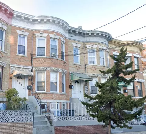 223 Sunnyside Ave, Brooklyn, NY 11207