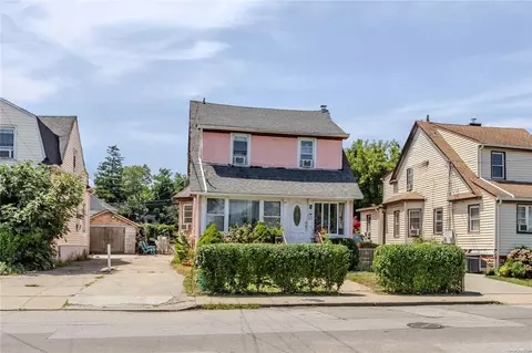 21 W End Ave, Inwood, NY 11096