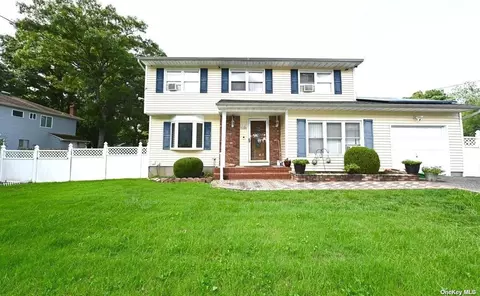 1150 Connetquot Ave, Central Islip, NY 11722