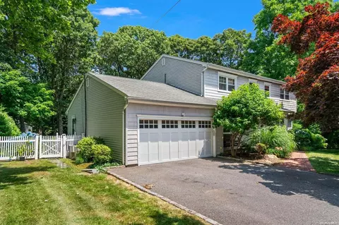 2 E Neck Rd, Huntington, NY 11743