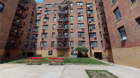 33-46 92 St #2M, Jackson Heights, NY 11372