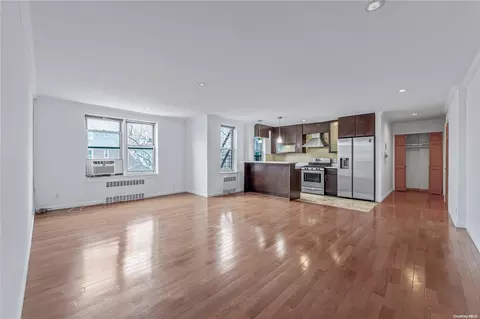 65-05 Yellowstone Blvd #5E, Forest Hills, NY 11375