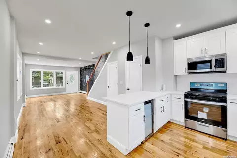 155-17 116th Ave, New York, NY 11434