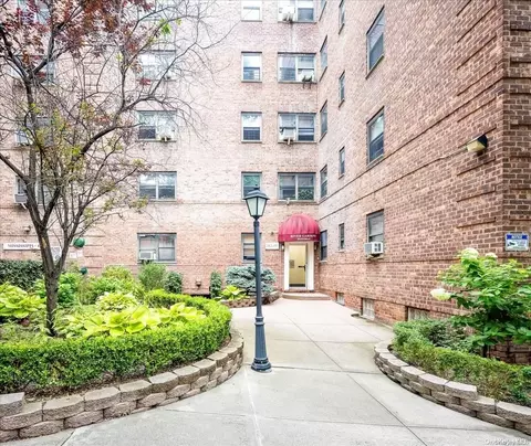 102-55 67th Rd #1 V, Forest Hills, NY 11375