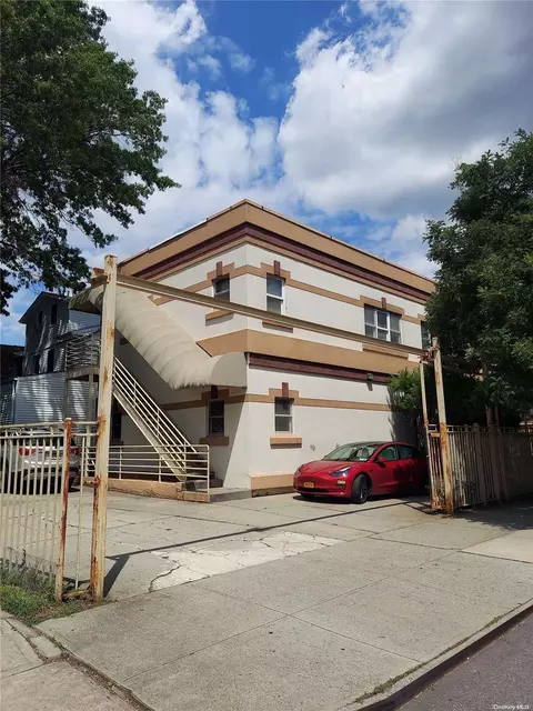 45-18 Parsons Blvd, New York, NY 11355