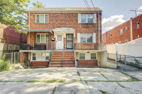 239-08 93rd Rd, New York, NY 11426