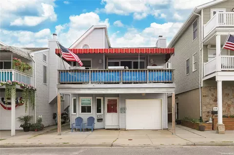 62 Illinois Ave, Long Beach, NY 11561