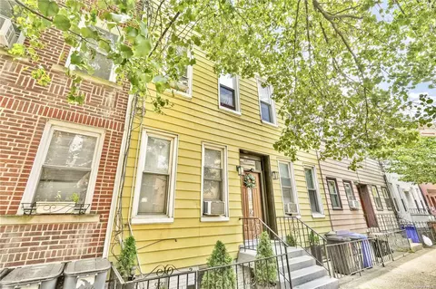 14-38 28th Ave, New York, NY 11102