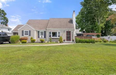 172 Park Ave, Bethpage, NY 11714