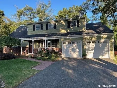 151 Fillmore Ave, Deer Park, NY 11729