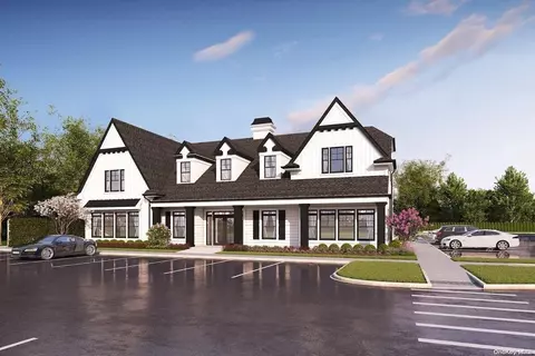 145 August Cir #145, Elwood, NY 11731