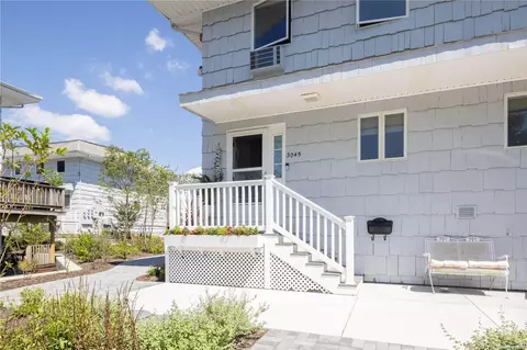 3045 Mitchell Rd #3045, Westhampton Beach, NY 11978