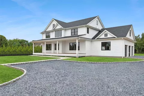 11 Emmas Path, Southampton, NY 11960