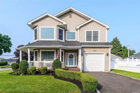 444 Argyle Rd, East Meadow, NY 11554