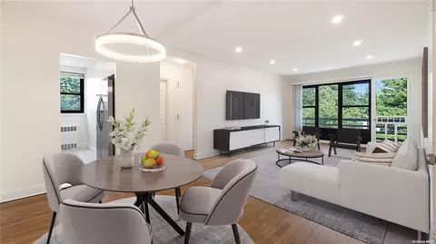14 Stoner Ave #3N, North Hempstead, NY 11021