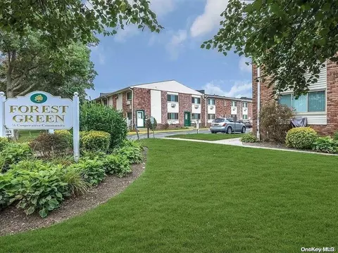 2449 Union Blvd # H, Islip, NY 11751